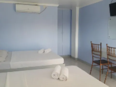 UKL エバー リゾート ホテル ラワグのホテル