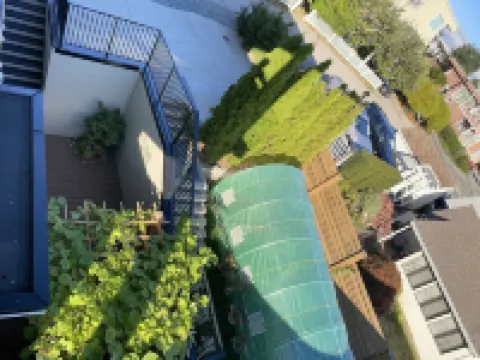 New Entire Guest Suite โรงแรมในไวท์ร็อค