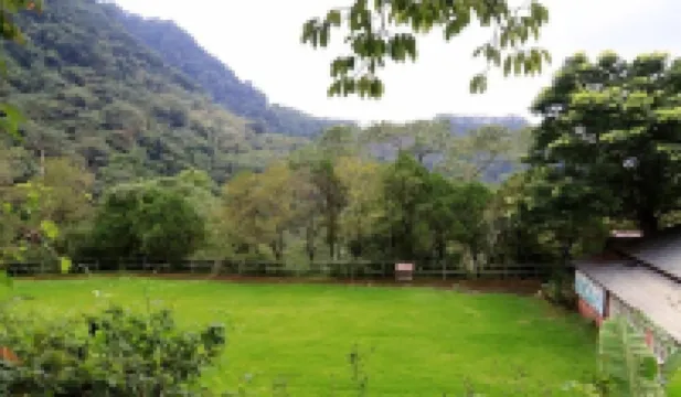 Xianshan Homestay Hotels in Yuanli Town