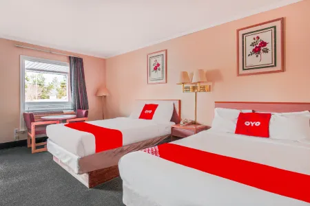 OYO Hotel Durham West Hills Отели рядом с достопримечательностью «Парк Мейо»