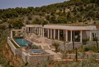 Amanzoe - Uima-altaat