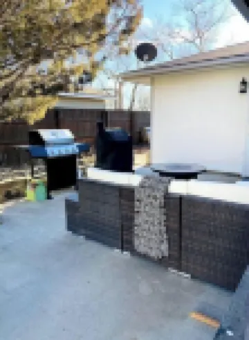 Centrally Located Park Place 018192