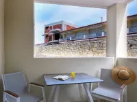Elpiniki Luxury Rooms Hotels in Nea Propontida