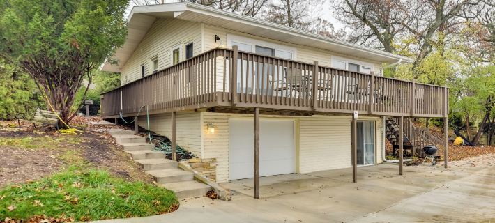 Salem Vacation Home w/ Dock: Steps to Paddock Lake Hotels in Kenosha County