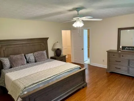 4BR 4BA Ranch on 2 Acres Near Trilith Studios