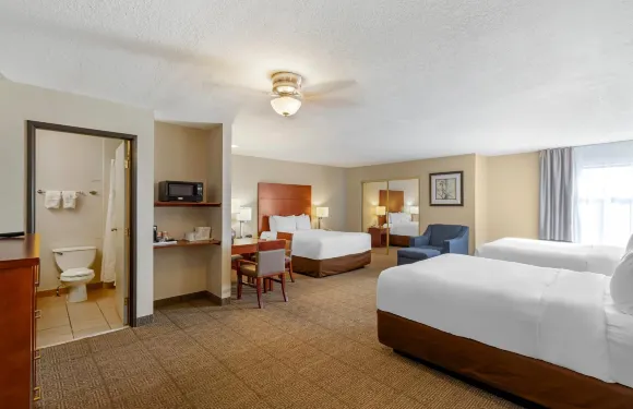 法倫內瓦爾空軍基地附近舒適套房酒店