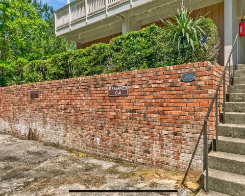 New Listing! Cozy 2-bedroom 3-bath condo on hole 3 of Rayburn Country Club 賈斯珀縣酒店