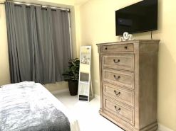 Stylish 1-Bed Condo with Views in Harloe