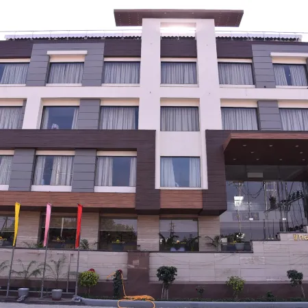 Hotel Narayanam