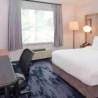 Fairfield Inn & Suites Pittsburgh New Stanton Rooms