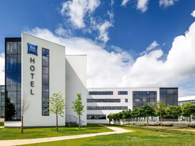 Ibis Budget Edinburgh Park Hotels near Edinburgh Gateway Station