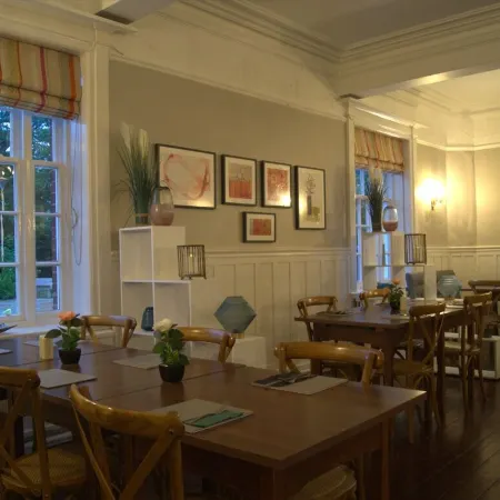 The Hand Hotel