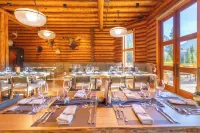 The Lodge at Bow Lake Hotels in Improvement District No. 9
