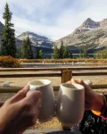 The Lodge at Bow Lake - Mountain view