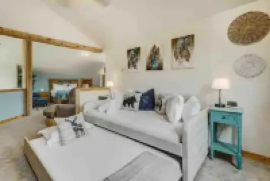 Remote Cabin Family Fun Hot Tub