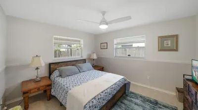 Beautiful spacious 2/Br home Hotels near Tillys