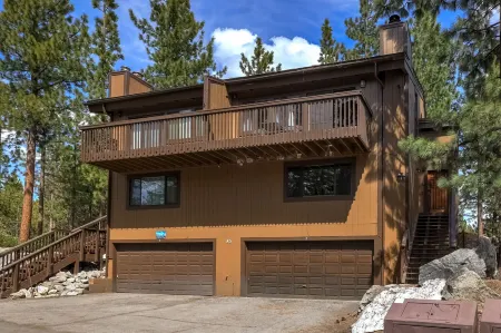 Heavenly Haven - Hot Tub + Seasonal Hoa Pool