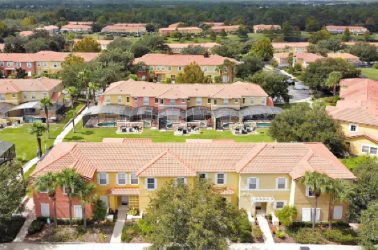 Encantada Resort Vacation Townhomes by Idiliq