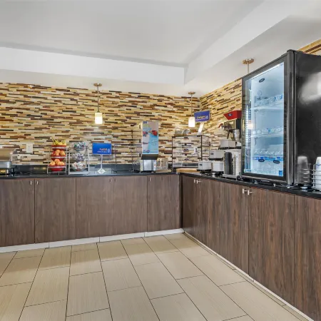 Best Western Center Inn