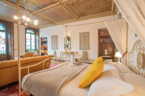 코르테 레알디 스위트 피아차 에르베