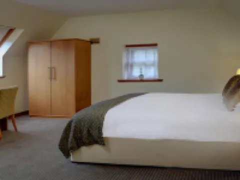 Best Western Balgeddie House Hotel グレンロセスのホテル