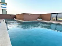 STAY Cosmopolitan - Pools