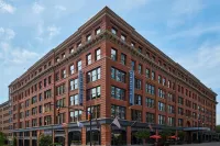 Homewood Suites by Hilton Grand Rapids Downtown, MI Hotels in Grand Rapids