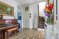 Accommodation, Very Peaceful Environment, 10 Travellers