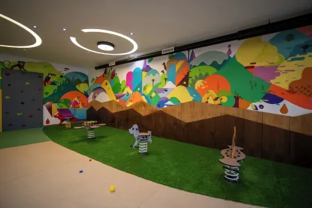 Appart Moderne et Confort Tamaris ,Piscine, Plage & fitness room Отели в г. Ain Chock Hay Hassani