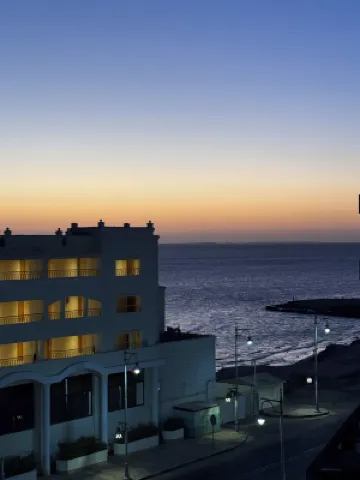 Cozy Sea-View Studio in Hurghada – Steps from Beach, Close to Airport & Transit 酒店