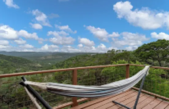 Cozy Cabin - Hot tub, Views, Wimberley Area