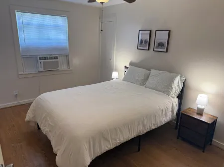 Valley Junction Getaway Отели рядом с достопримечательностью «Clive Elementary School»