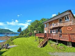 Private 2 bedroom Oceanfront Oasis with Panoramic views!