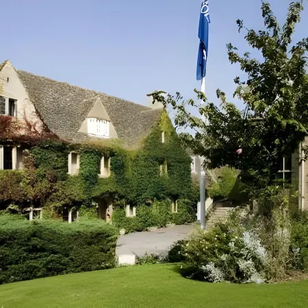 Hatton Court Hotel