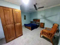 Cozy 2 bedroom apartment in the beautiful Aburi Mountains. Hotels in Aburi