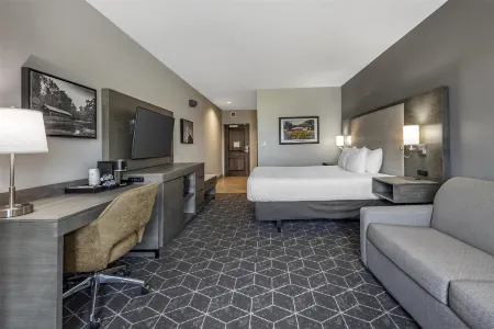 Best Western Plus Lawrenceburg Отели в г. Лоренсберг