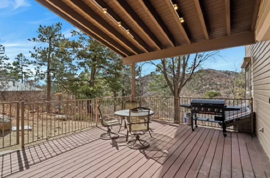 Arcade-Filled Mountain Escape at Little Bear Lodge