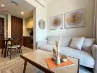 Modern City Scaping Apartment