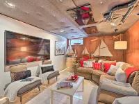 Edmonds Apartment with Private Wine Cellar! Hotele w: Edmonds