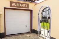 Ko-Living | Rooftop | center | kitchen | 5 min to Rhine | up to 4 guests