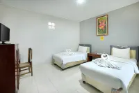 Negara Hotel Hotels near Perancak Temple