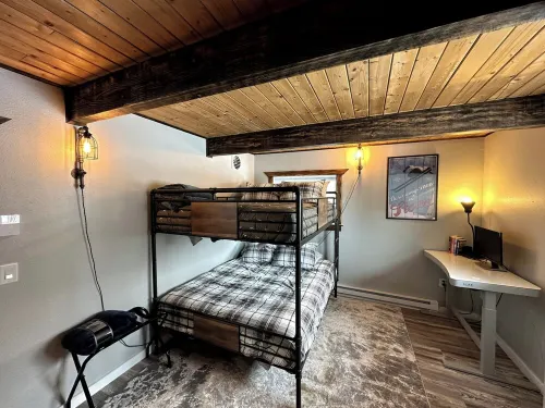 Charming 3-bedroom Tabernash Tavern at Winter Park Отели в г. Табернаш