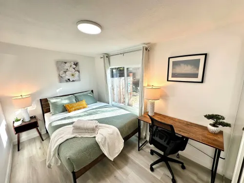 Charming 3-bedroom Guesthouse with WiFi in Sunnyvale