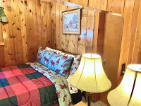 Lake Escape Cottage on Pickerel Lake Can Sleep 6