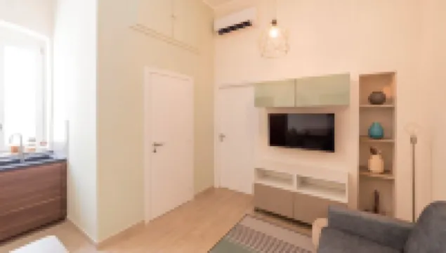 Neva House within walking distance of the Trani waterfront