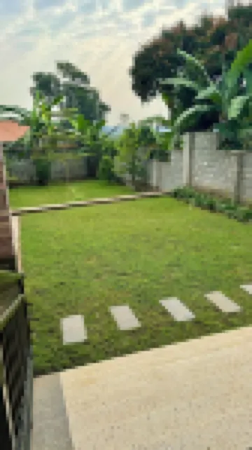 Brand new 4-bedroom Villa, with balcony overlooking Lake Victoria Hotels in 