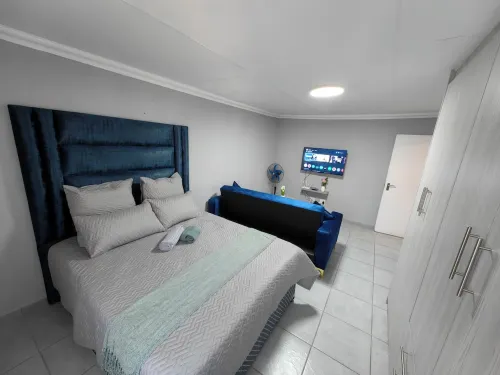 Close to OR Tambo International Airport fully furnished stylish apartment.