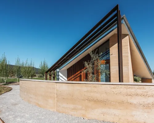 Olive Studio at Kavillo - Architecturally Designed Modern Luxury Hotels in Buckaroo