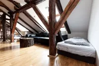 Authentic & Charming Loft-directly in the center Hotel di 