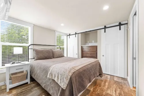 Branson Tiny Home on 52 Acres w/ Private Stocked Pond 1/4 mile hike from home!